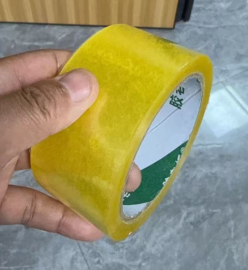 El principio de funcionamiento de la cinta transparente resistente a la alta temperatura es principalmente el siguiente: